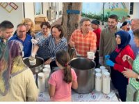 Aşurenin bereketi Muratpaşa’da paylaşıldı