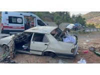 Savrulan Tofaş araç takla attı: 2’si çocuk 5 yaralı