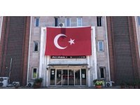 Tartıştığı erkek arkadaşını tornavidayla ağır yaraladı