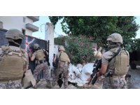 Mersin’de fuhuş operasyonu: 22 şüpheli gözaltına alındı