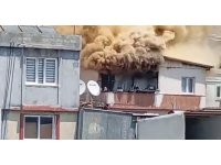 Adana’da korkutan ev yangını