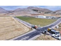 Kahramanmaraş’ın Elbistan yolları büyükşehir belediyesince yenileniyor