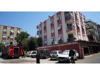 Antalya’da apartman dairesinde yangın korkuttu