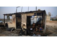 Alevlere teslim olan konteyner iş yeri kullanılamaz hale geldi