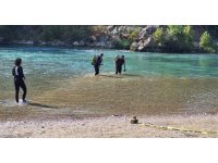 Irmağa düşen topu almak isterken akıntıya kapılan lise öğrencisinden acı haber