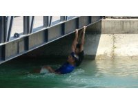 Boğulmak üzere olan çocuğu inşaat işçisi kurtardı