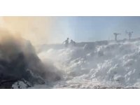 Kahramanmaraş’ta 300 ton saman kül oldu