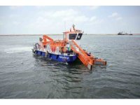 Mersin’in denizi atıklardan arındırılıyor