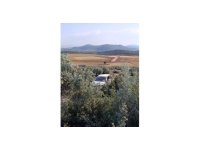 Kontrolden çıkan otomobilin camından fırlayan sürücü hayatını kaybetti