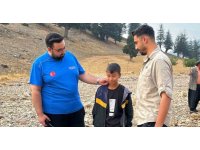 Adana’da kayıp olarak aranan çocuk komşusunun damında uyurken bulundu