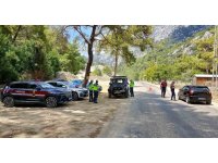 Antalya’da safari araçlarına denetim: 4 araç trafikten men edildi