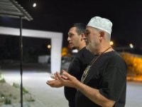 Hatay’da camilerde kuraklık, yangınlar ve şehitler için dua edildi