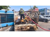 Kamyonetin kasasında çıkan yangın söndürüldü