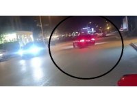 Drift atarken kameraya yakalanan sürücü dereye uçtu