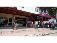 Elinde bıçakla girdiği kuyumcudan 18 adet bileziği alarak kaçtı