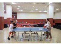 Antalya’da çocuklar yaz tatilini sporla geçiriyor