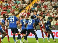Trendyol Süper Lig: Antalyaspor: 2 - Kasımpaşa: 1 (İlk yarı)
