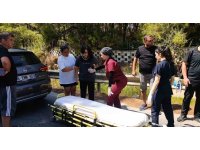 Motosikletle otomobil çarpıştı: 2 yaralı