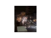 Sıcak havayla genleşen elektrik telleri havai fişek gibi patladı