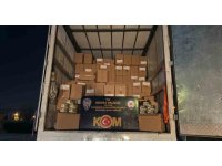 Evden eve taşımacılık yapılan kamyonda 7 milyon adet kaçak makaron çıktı