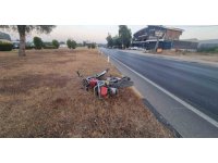 Kırmızı ışık ihlali yapan tur aracı motosiklete çarptı: 1 ölü