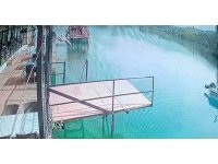 Ölüme balıklama atlayan adam yaşamını yitirdi geriye sadece olay anı görüntüleri kaldı