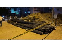 Osmaniye’de tırdaki demirler motosikletin üzerine devrildi: 2 yaralı