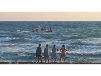 Serinlemek için denize giren 20 yaşındaki genç hayatını kaybetti