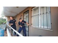 Antalya’da ’apartmana yeni taşınan’ yaşlı çift alarmı