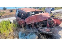 Antalya’da otomobiller kafa kafaya çarpıştı: 1’i ağır 6 yaralı