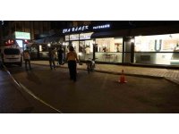 Kafeyi önce motosikletle, şimdi de otomobille gelip kurşunladılar