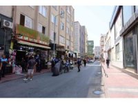 Akdeniz Belediyesinden kaldırım işgallerine sıkı denetim