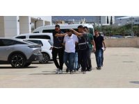 3 günde 2 defa iş yerini kuşunlamışlardı: Terlikli şebeke polis operasyonuyla yakalandı