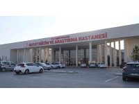 Sinir krizi geçirerek annesini ve babasını döven şahıs, ‘Dur’ ihtarına uymayarak ortalığı savaş alanına çevirdi