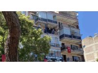 4. katta balkon demirleri üstünde tehlikeli mesai