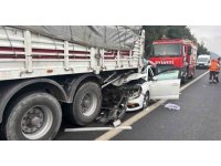 Osmaniye’de otomobil tıra arkadan çarptı: 4 ağır yaralı