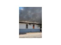 Kumluca’da yaşlı kadının yalnız yaşadığı ev yandı