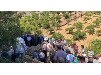 Kazada ölen 3 kişinin cenazesi yan yana toprağa verildi