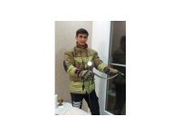 Erzin ve İskenderun’da eve giren yılanları itfaiye yakaladı