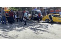 Burdur’da ticari taksi ile otomobil çarpıştı: 3 yaralı