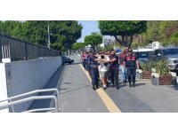 Antalya’da 1’i turist 3 kişiyi yaralayan motosikletli şüpheliler yakalandı