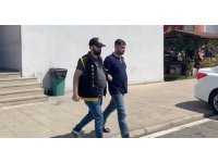 Sahte polisler ’Banka soygunu’ yalanıyla yaşlı adamı dolandırdı