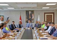 Mersin’de şehir içi yolcu ve servis taşımacılığı sorunları masaya yatırıldı