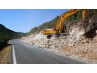 Pazarcık’ta yol çalışması