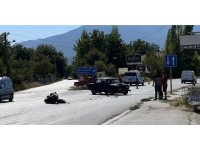 Gölhisar’da motosiklet ile otomobil çarpıştı: 1 yaralı