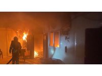 Konteyner yemekhane alevlere teslim oldu