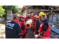 Burdur’da deprem tatbikatında gerçeğini aratmayan görüntüler yaşandı