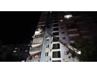 Ocakta unutulan yemek 15 katlı apartmanı tahliye ettirdi