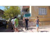 Manavgat’ta 2 katlı evde çıkan yangın paniğe neden oldu