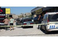 Antalya’da park halindeki otomobilin arka koltuğunda ölü bulundu